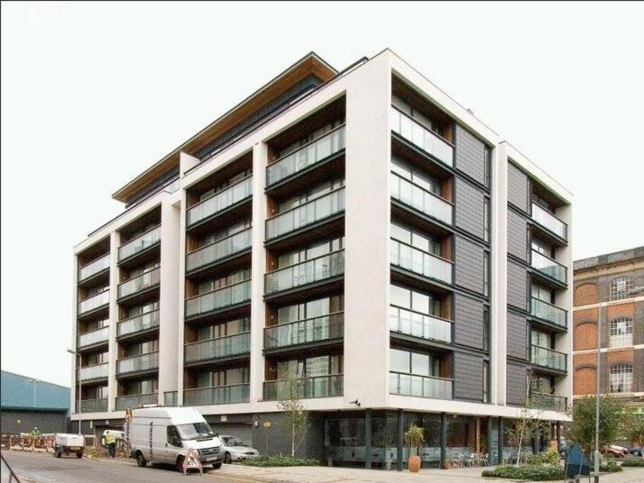 2Bed Stratford Apt With Easy Access To Central London, O2, Excel, Parking Nearby Buitenkant foto